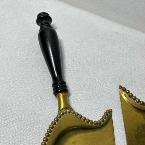 Antique Crumb Catcher / Tray & Scraper, Silent Butler, Heart Shaped. Brass. RARE - Picture 2 of 7